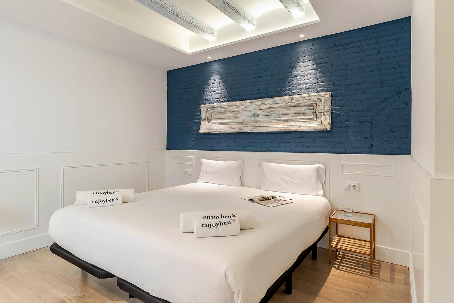 Enjoybcn Colon Apartments Barcelona Exterior foto